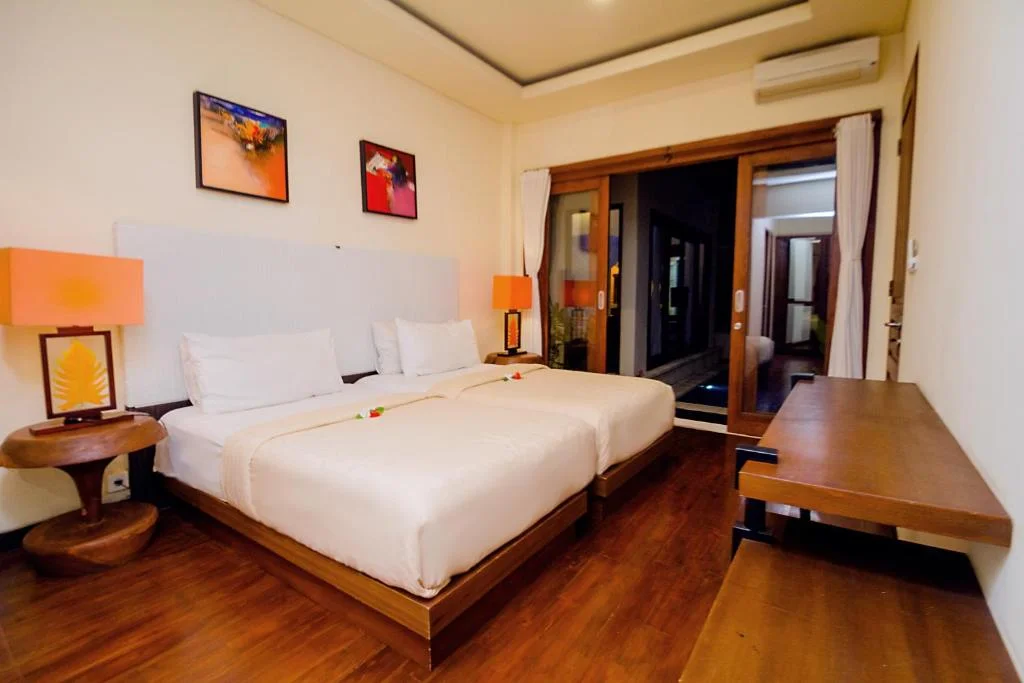 Villa Uluwatu BVI48640: Traditional Balinese 4-Bedroom Villa with Modern Touches — image 13