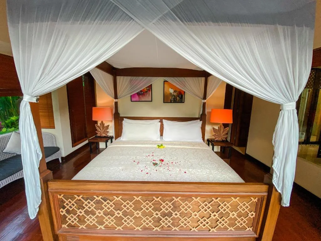 Villa Uluwatu BVI48640: Traditional Balinese 4-Bedroom Villa with Modern Touches — image 12