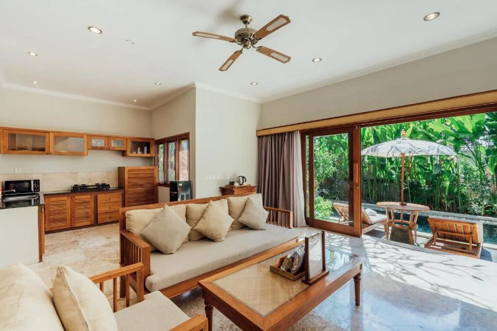 Spacious 7-Bedroom Private Villas – Tropical Oasis Near Bali’s Famous Surf Beaches — image 6