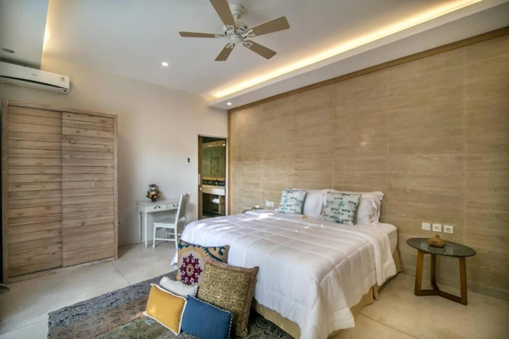 Peaceful 4-Bedroom Villa in the Heart of Seminyak, Walk to Beach — image 10