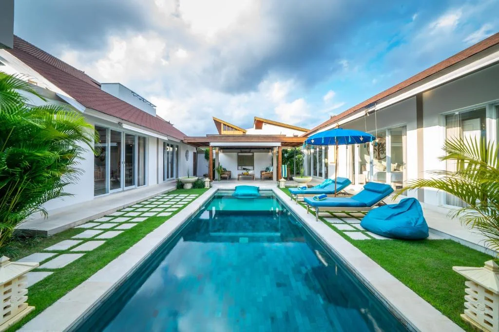 Chic 4-Bedroom Villa with Private Pool in Central Sanur – Walk to Beach & Shops – BVI48969