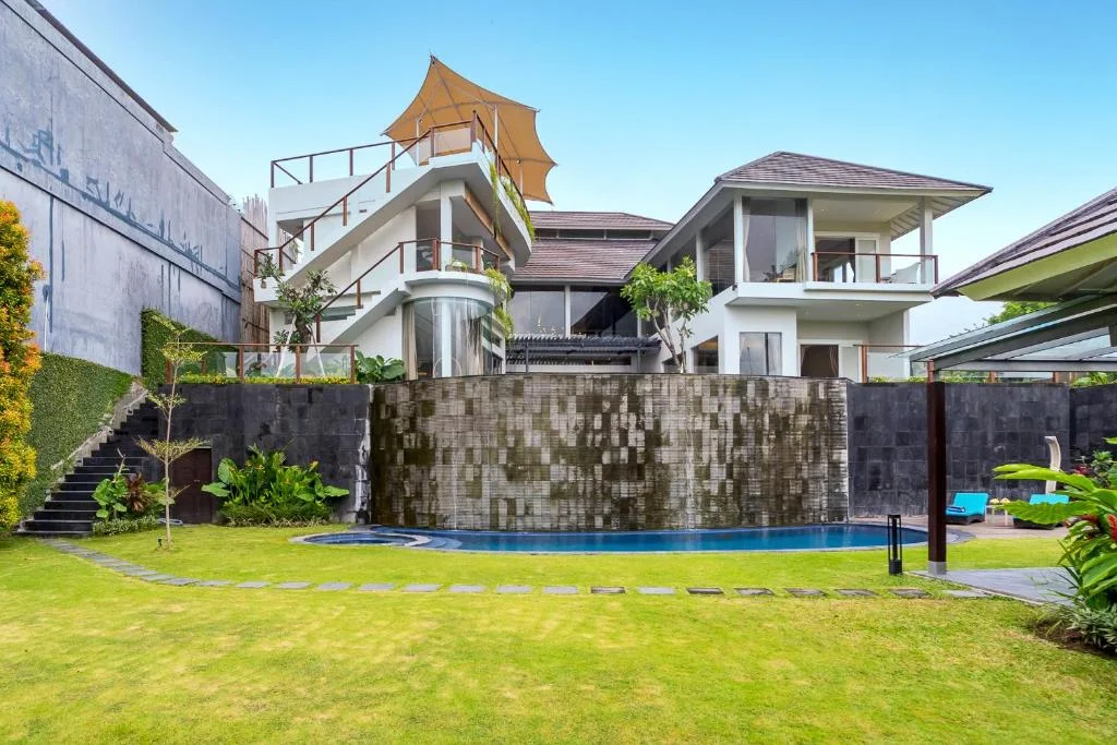 Luxury 8-Bedroom Ocean-View Villa in Pererenan – Event-Ready Paradise Near the Beach — image 10