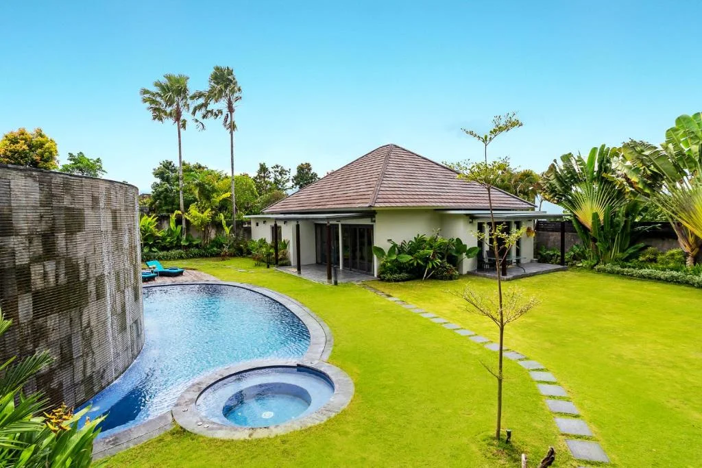 Luxury 8-Bedroom Ocean-View Villa in Pererenan – Event-Ready Paradise Near the Beach — image 7