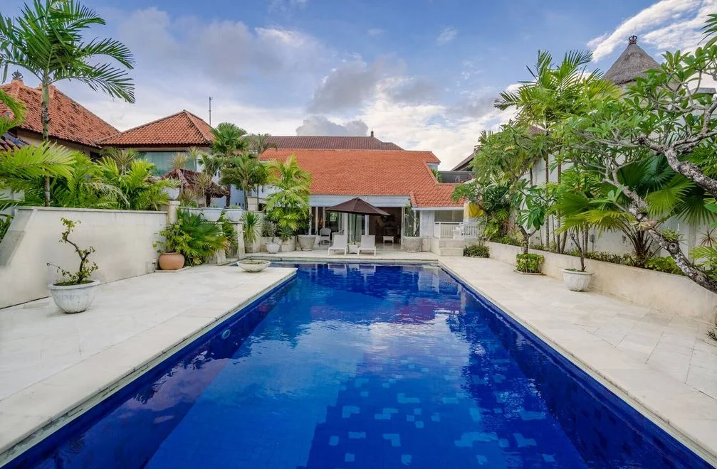 Modern 4-Bedroom Villa in the Heart of Seminyak – BVI49159
