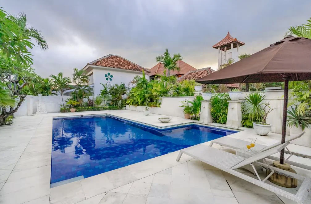 Modern 4-Bedroom Villa in the Heart of Seminyak — image 3