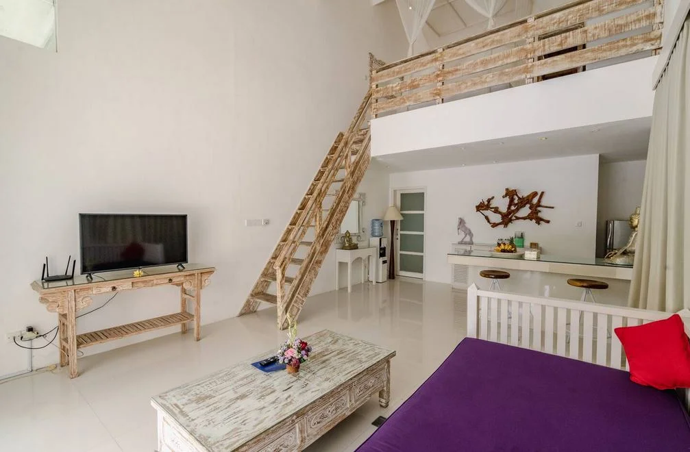 Modern 4-Bedroom Villa in the Heart of Seminyak — image 8