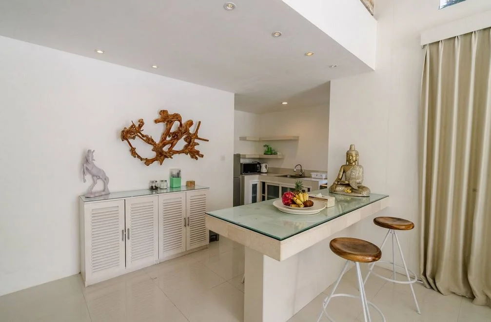 Modern 4-Bedroom Villa in the Heart of Seminyak — image 5