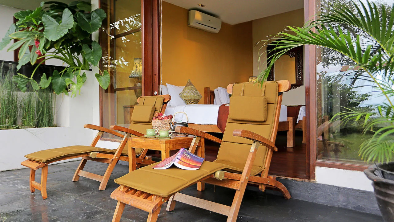 6-Bedroom Luxury Villa on the Hill in Jimbaran — image 7