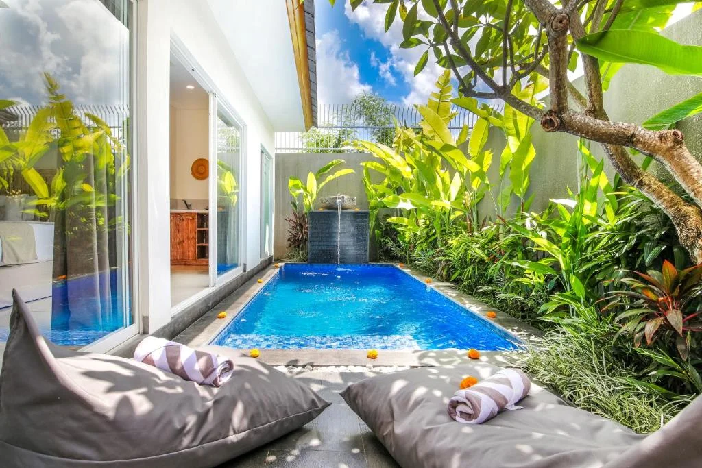 Romantic 1-Bedroom Villas with Private Pools in Seminyak — image 4