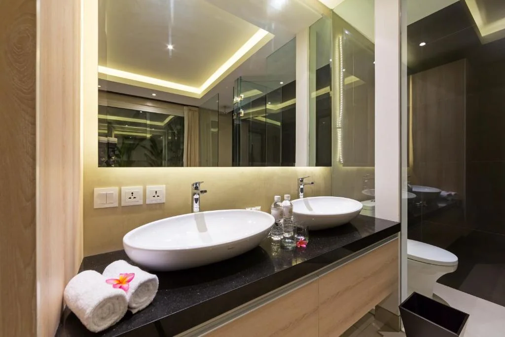 1-Bedroom Honeymoon Villa with Private Pool in the Heart of Seminyak — image 7