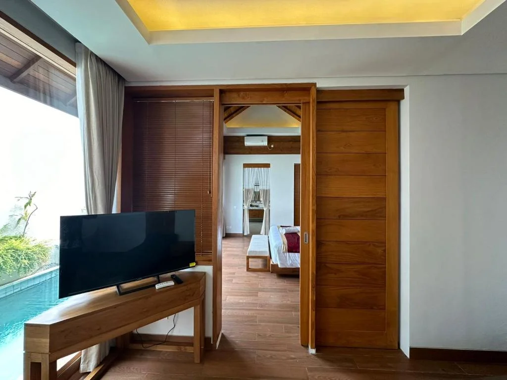 1-Bedroom Honeymoon Villa with Private Pool in the Heart of Seminyak — image 15