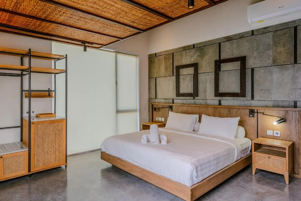 Modern Luxury Villa in Canggu – 5 Ensuite Bedrooms, Ideal for Families — image 9