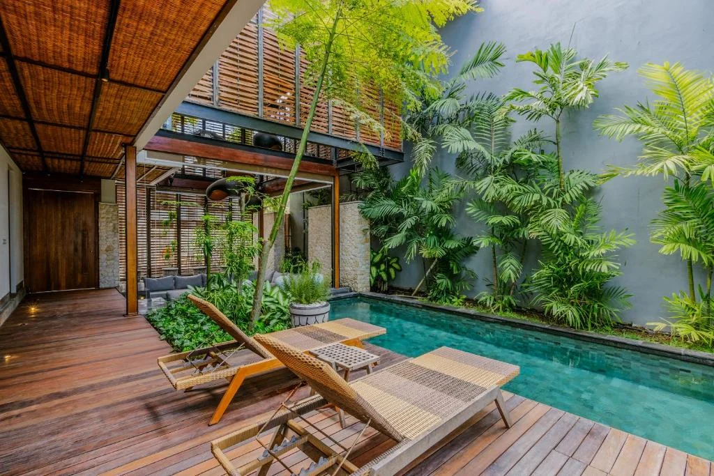 Modern Luxury Villa in Canggu – 5 Ensuite Bedrooms, Ideal for Families — image 4
