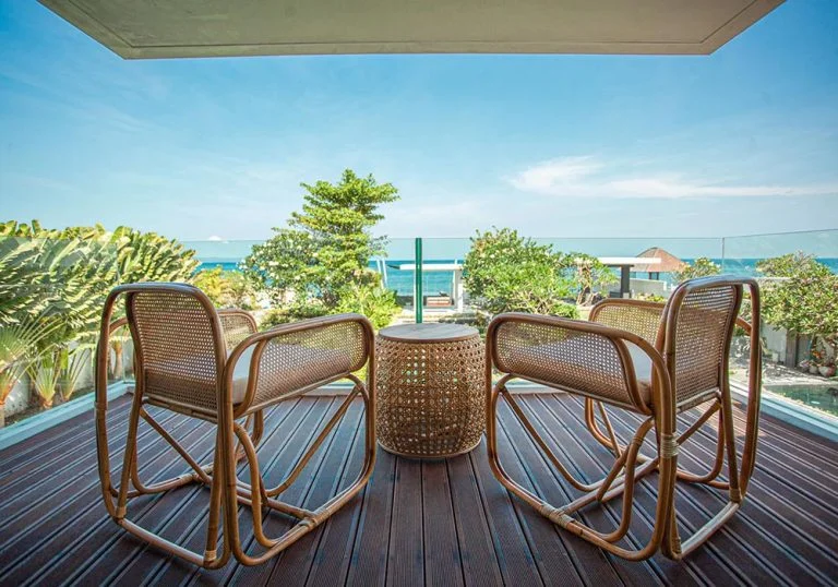 Your Dream Bali Escape: Elegant 3-Bedroom Beachfront Villa with Infinity Pools — image 10