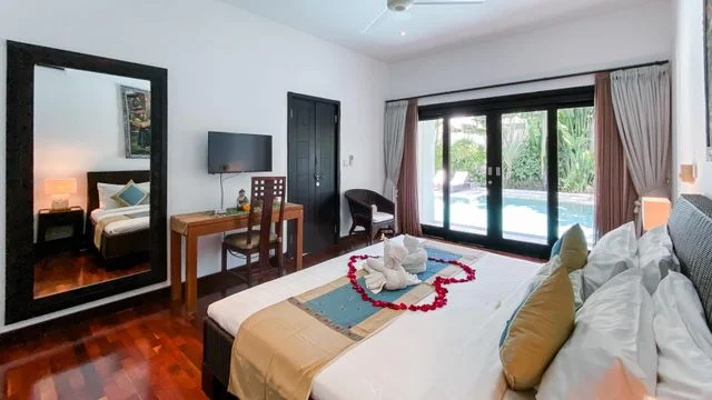 Serene 3BR Villa w/ Pool Near Benoa Bay – Peace & Comfort — image 11