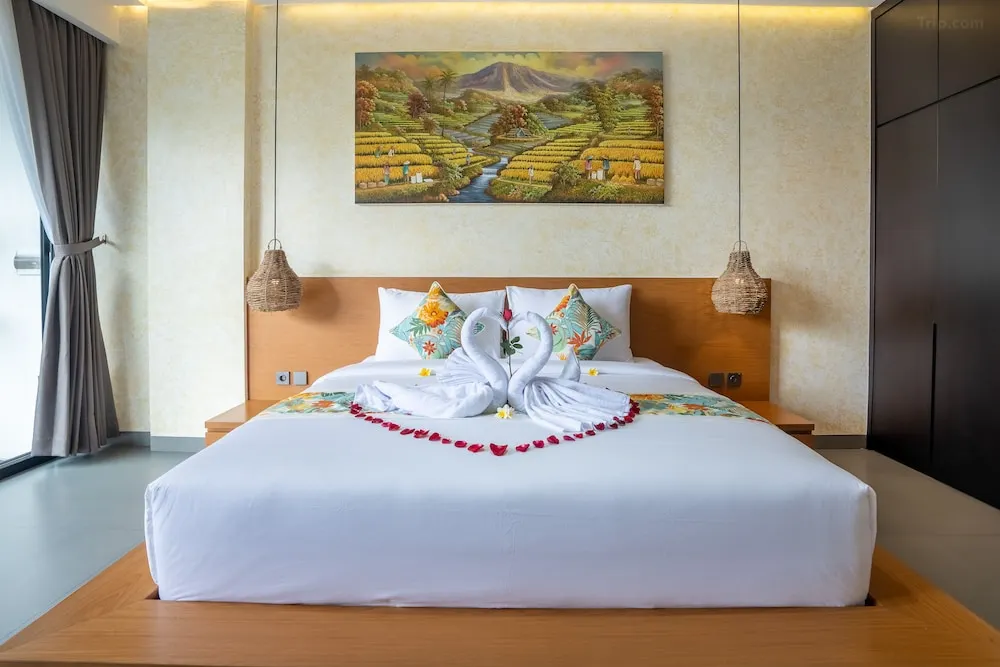 Stylish 4BR Luxury Villa in Central Canggu – Walk to Cafes & Beach — image 17