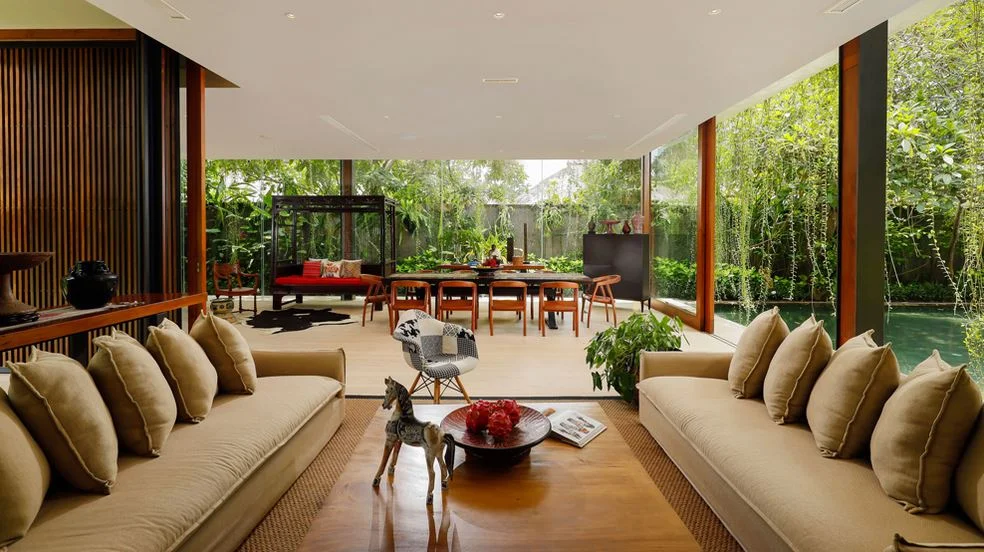 Ultra-Modern 5BR Luxury Villa in Trendy Sanur – 5 Min Walk to Beach — image 15