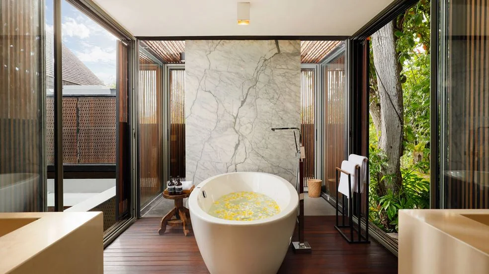 Ultra-Modern 5BR Luxury Villa in Trendy Sanur – 5 Min Walk to Beach — image 11