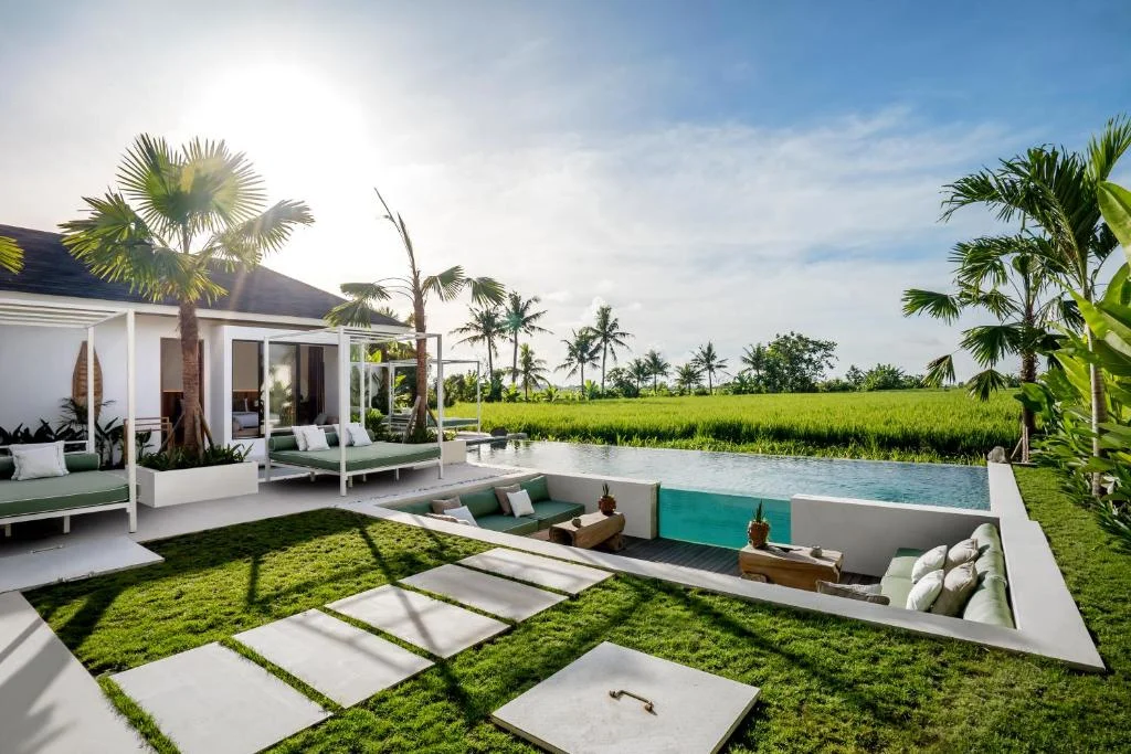 Modern 5-Bedroom Villa with Panoramic Rice Field Views in Ubud — image 5