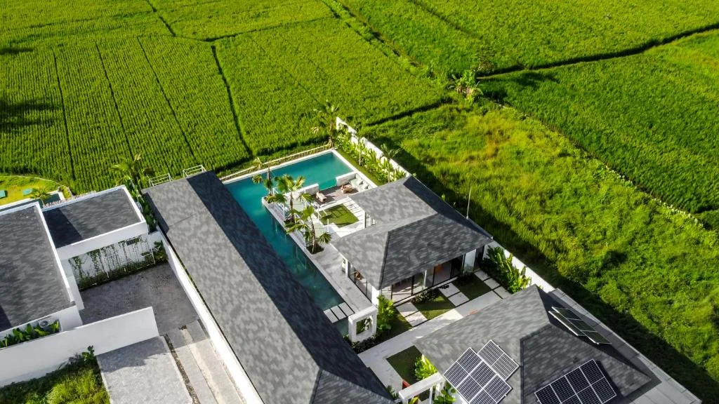 Modern 5-Bedroom Villa with Panoramic Rice Field Views in Ubud — image 6