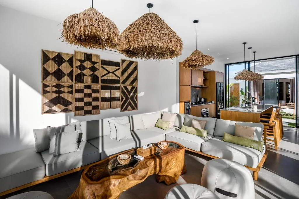 Modern 5-Bedroom Villa with Panoramic Rice Field Views in Ubud — image 7