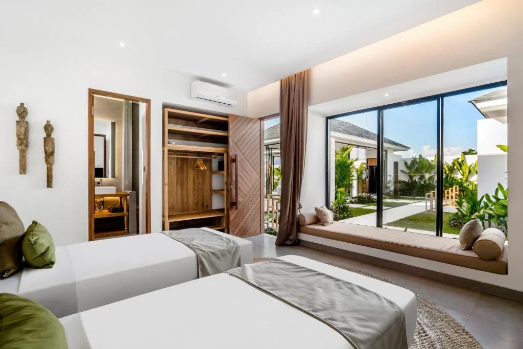 Modern 5-Bedroom Villa with Panoramic Rice Field Views in Ubud — image 19