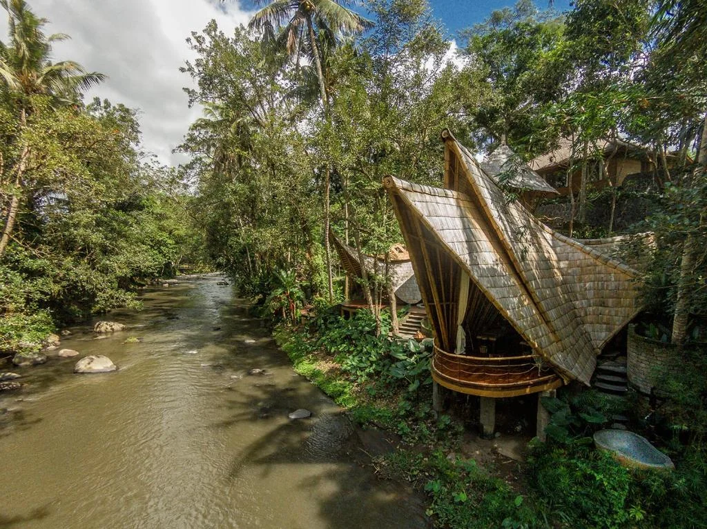 Majestic 12BR Riverfront Estate | Ubud’s Iconic Luxury Retreat — image 4