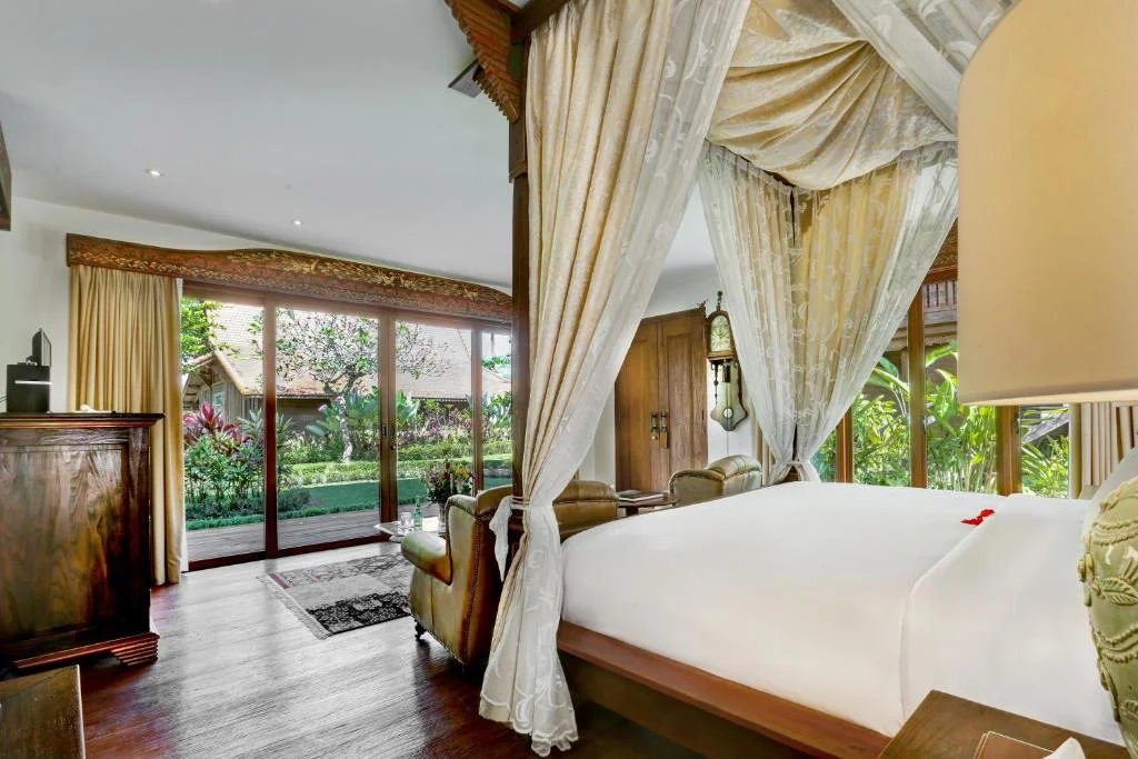 Majestic 12BR Riverfront Estate | Ubud’s Iconic Luxury Retreat — image 9