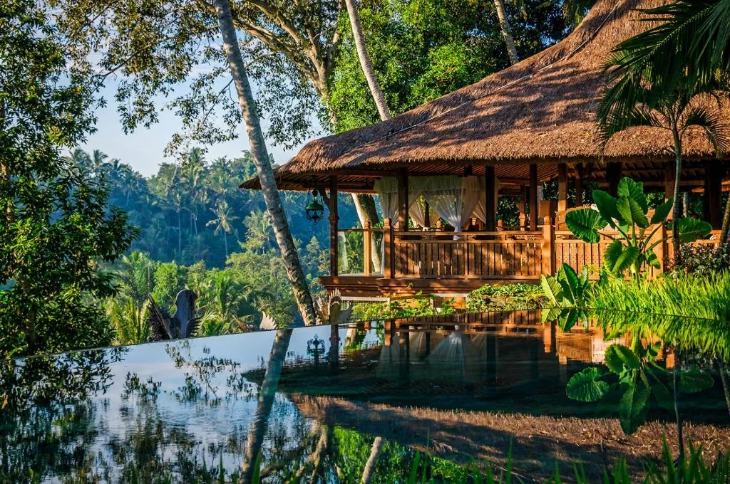 Majestic 12BR Riverfront Estate | Ubud’s Iconic Luxury Retreat — image 7