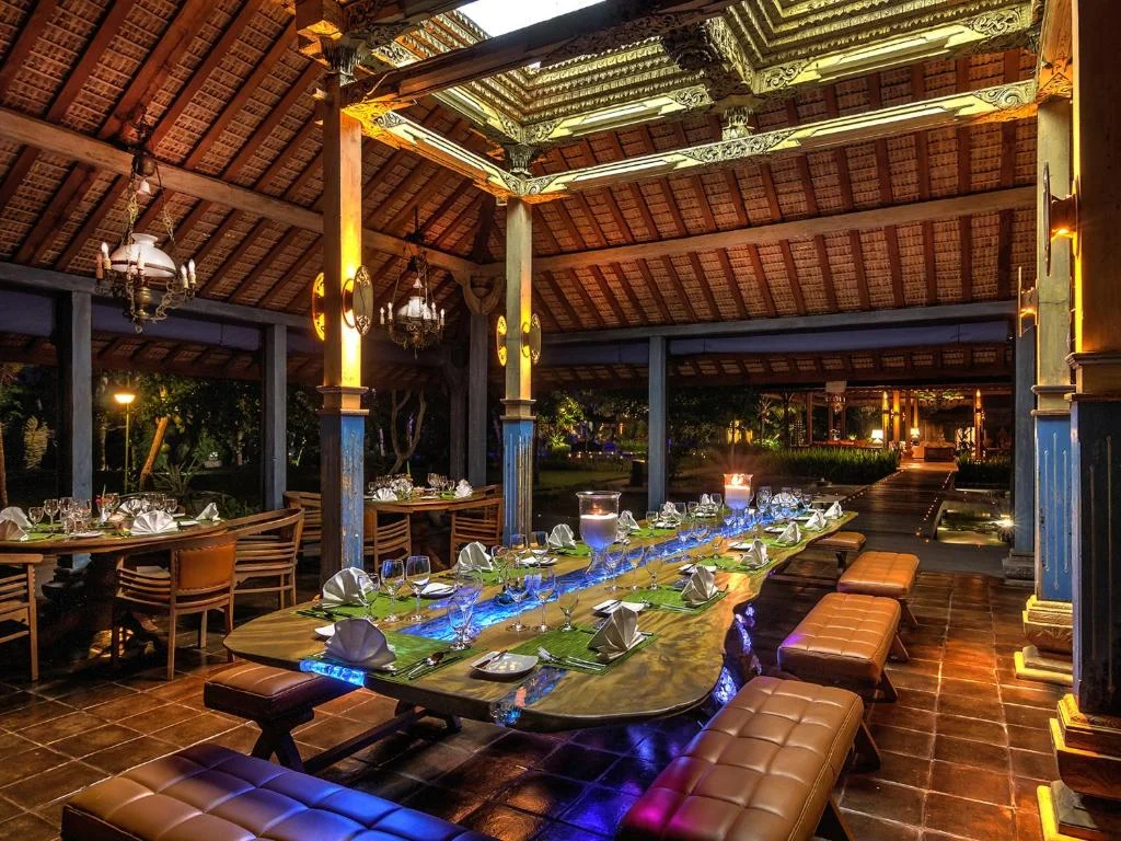 Majestic 12BR Riverfront Estate | Ubud’s Iconic Luxury Retreat — image 11