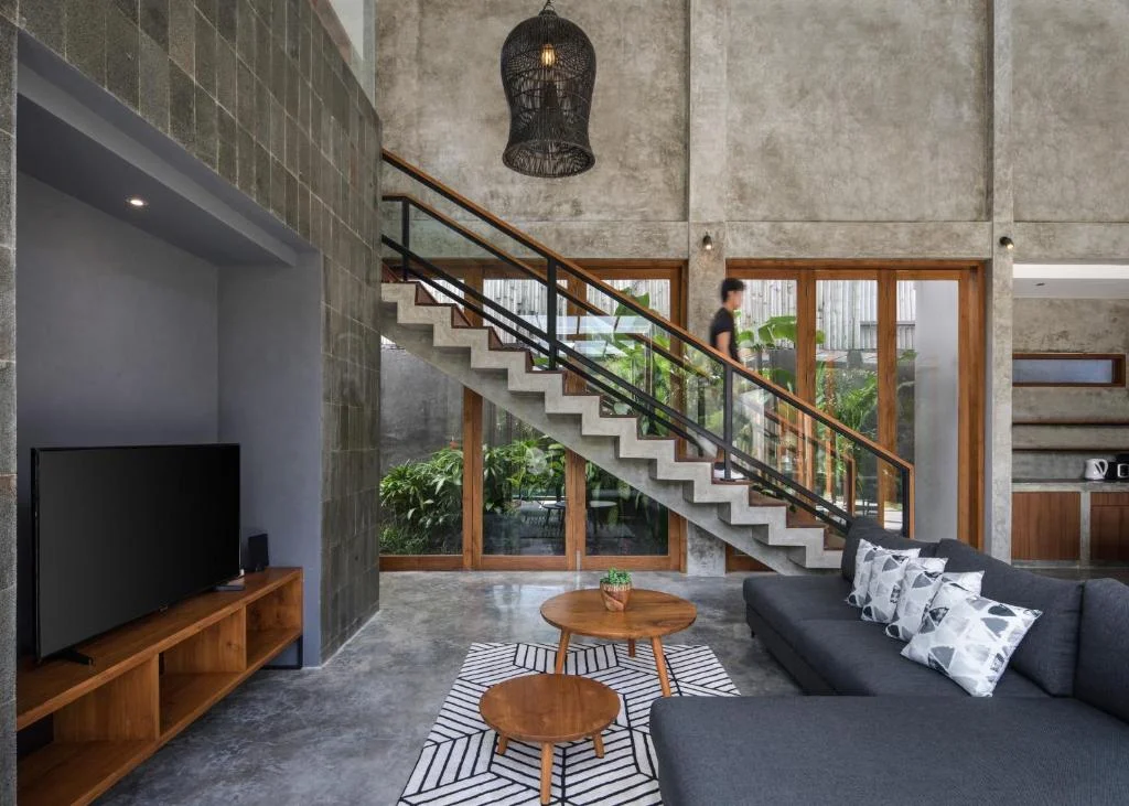 Modern 5BR Luxury Villa w/ Pool | Umalas, Bali — image 17