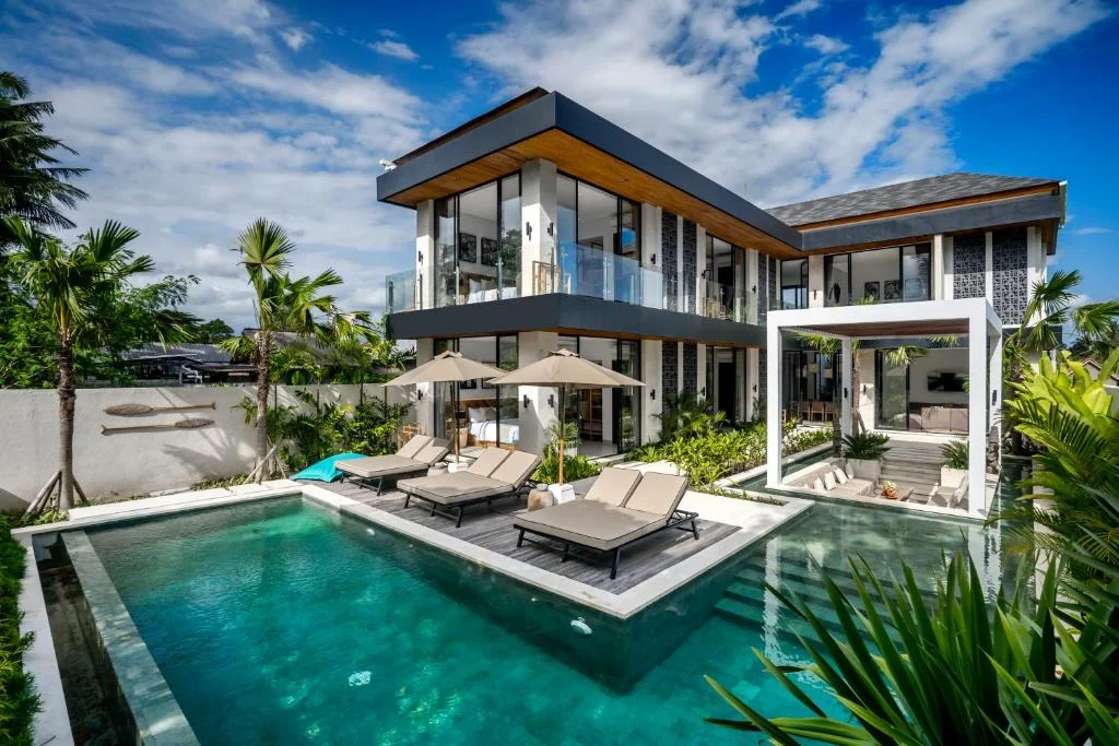 VBR Designer Luxury Villa Pool, Garden & Sunset Views | Ubud — image 4