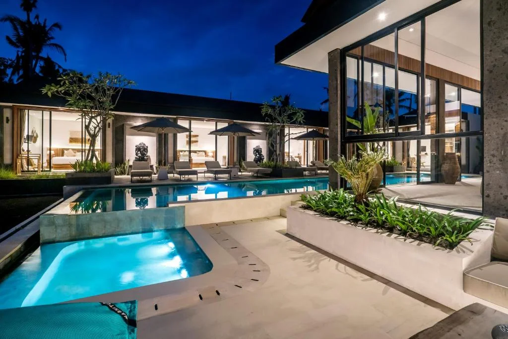5BR Ubud Family Villa w/ Pool, Coconut Grove Views & Kid’s Room | Peliatan — image 13