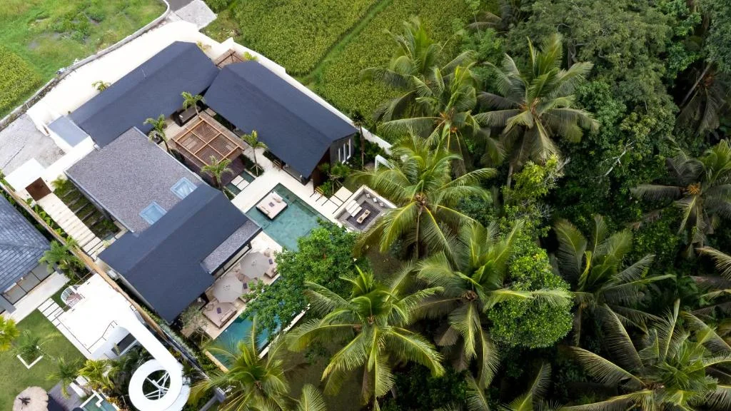 5BR Modern Luxury Villa in Pejeng Kawan, Ubud – Pool & Garden Oasis — image 6