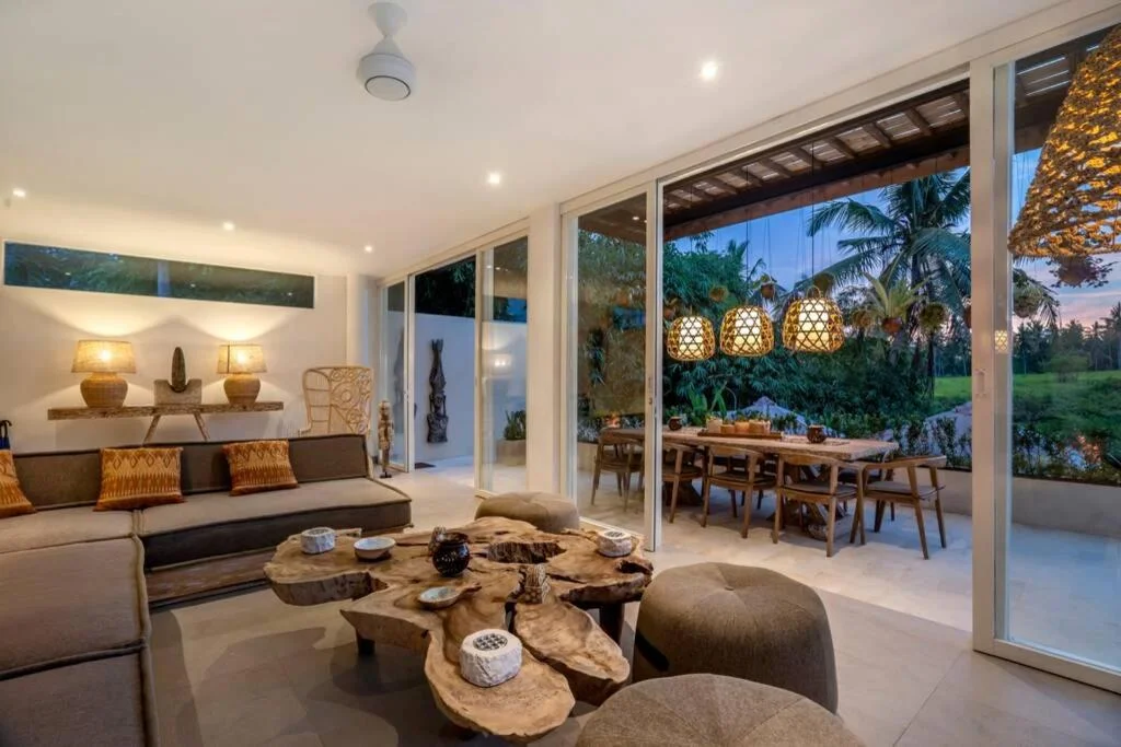 5BR Modern Ubud Villa Infinity Pool & Jungle Views — image 4