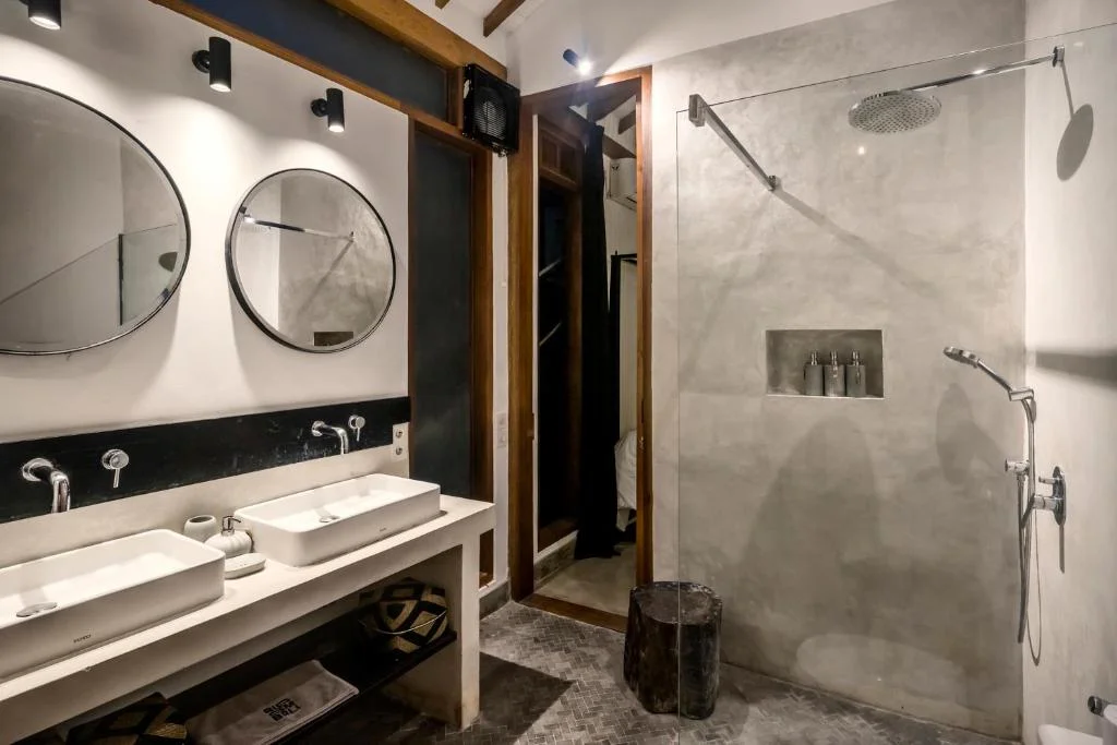 Authentic 8BR Resort Villa in Central Canggu w/ Pool, Yoga Shala & Eco Touch — image 18