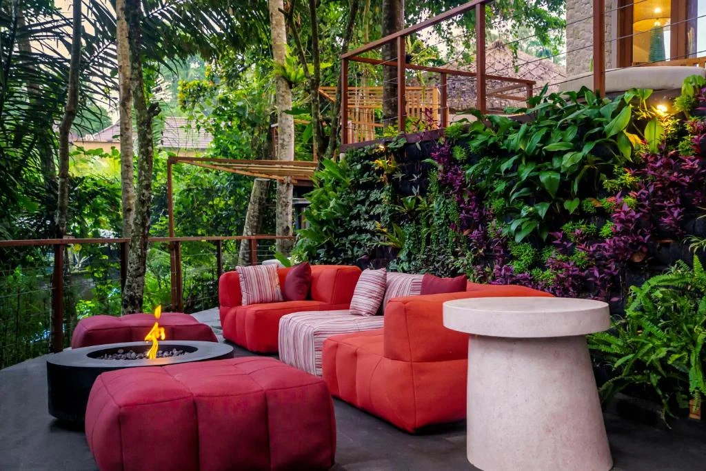 Mediterranean-Inspired 6BR Villa in Ubud with Infinity Pool & Tropical Charm — image 5