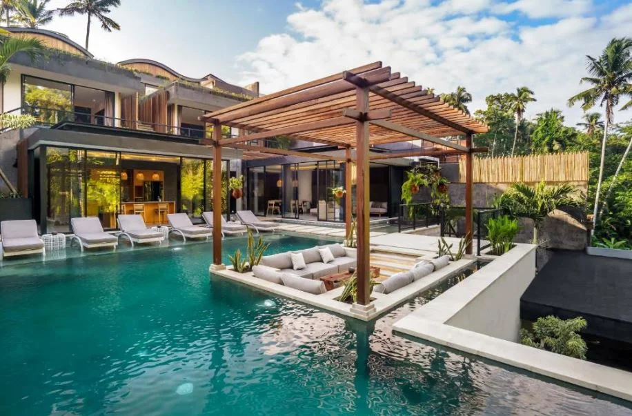Villa Ubud BVI50913 – Elegant 4-Bedroom Retreat with Scenic Views and Luxury Amenities