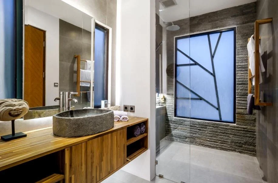 Villa Ubud BVI50913 – Elegant 4-Bedroom Retreat with Scenic Views and Luxury Amenities — image 19