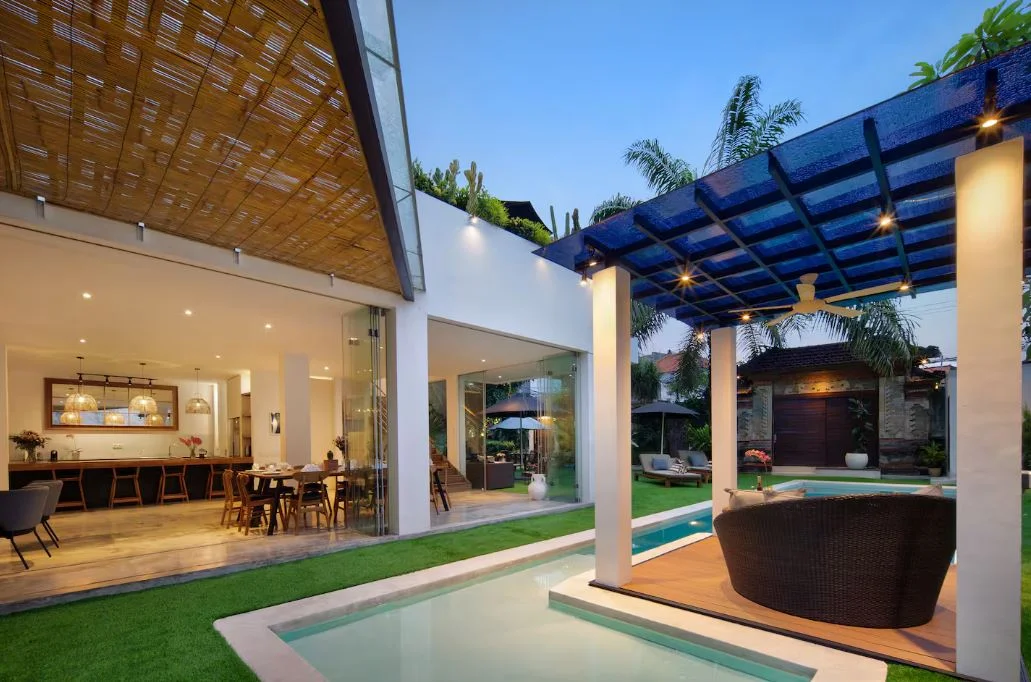 Canggu Villa with 6–7 Bedrooms Near Batu Bolong Beach — image 6