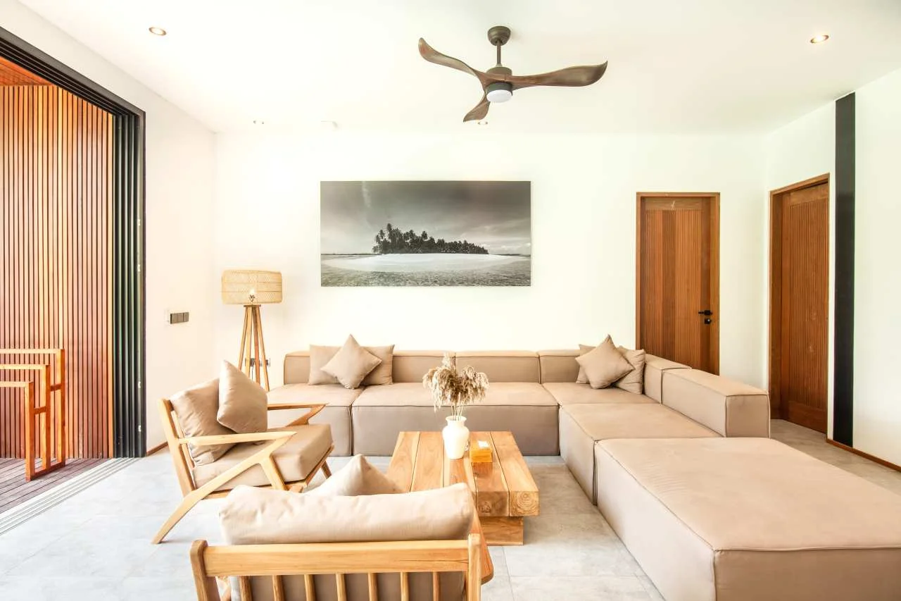 Luxury 4-Bedroom Villa in Pererenan Canggu with Private Pool — image 8