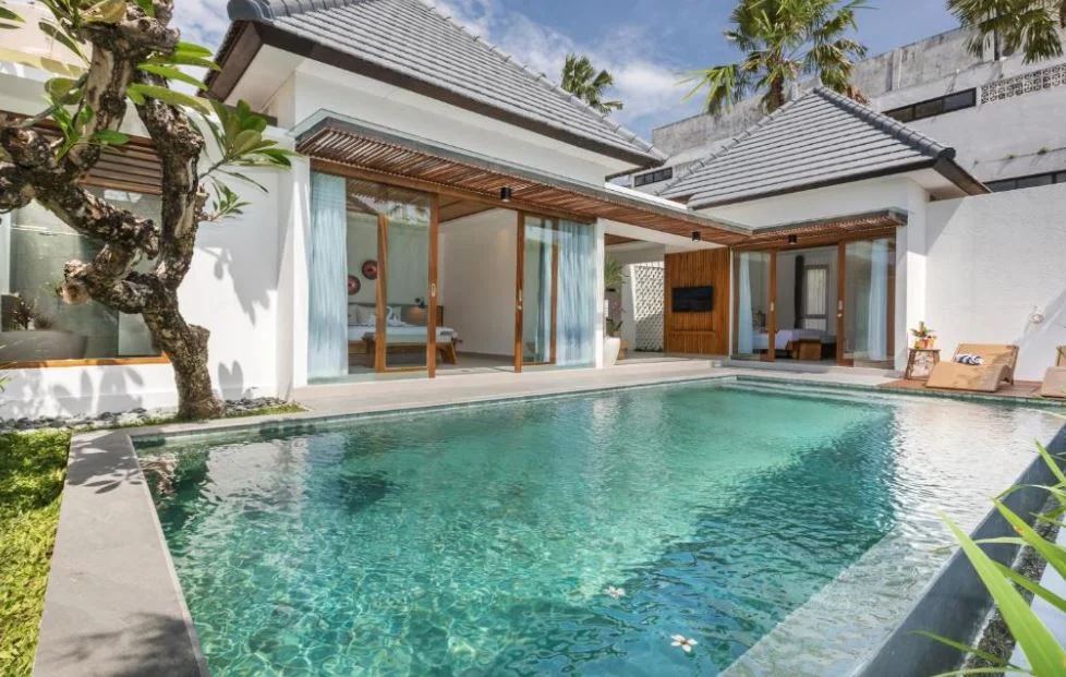 Villa Seminyak – 2 Bedrooms Luxury Villas with Private Pools — image 3