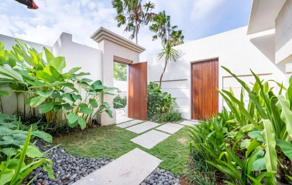 Villa Seminyak – 2 Bedrooms Luxury Villas with Private Pools — image 19