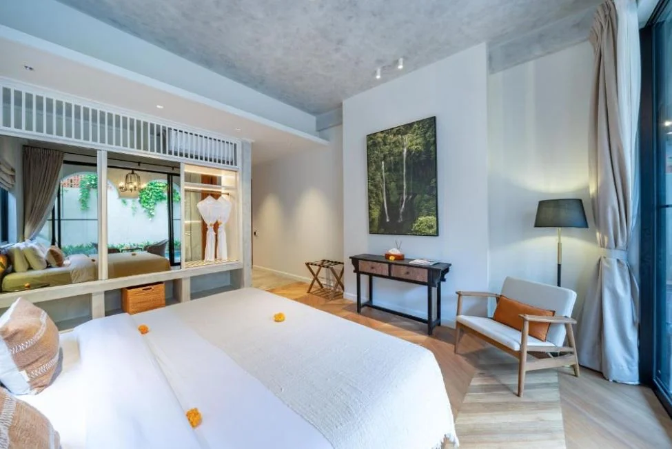 4BR Industrial Chic Tropical Villa with Private Pool in Seminyak — image 19