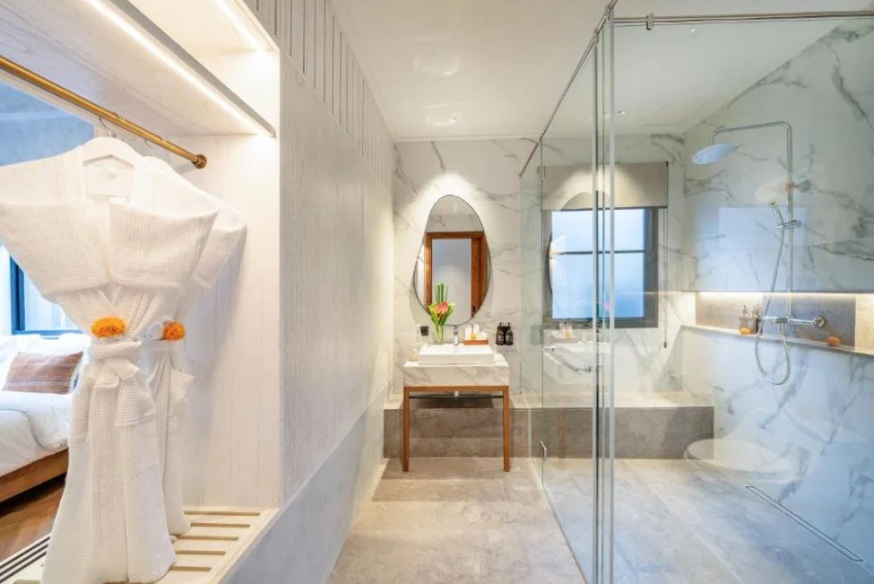 4BR Industrial Chic Tropical Villa with Private Pool in Seminyak — image 16