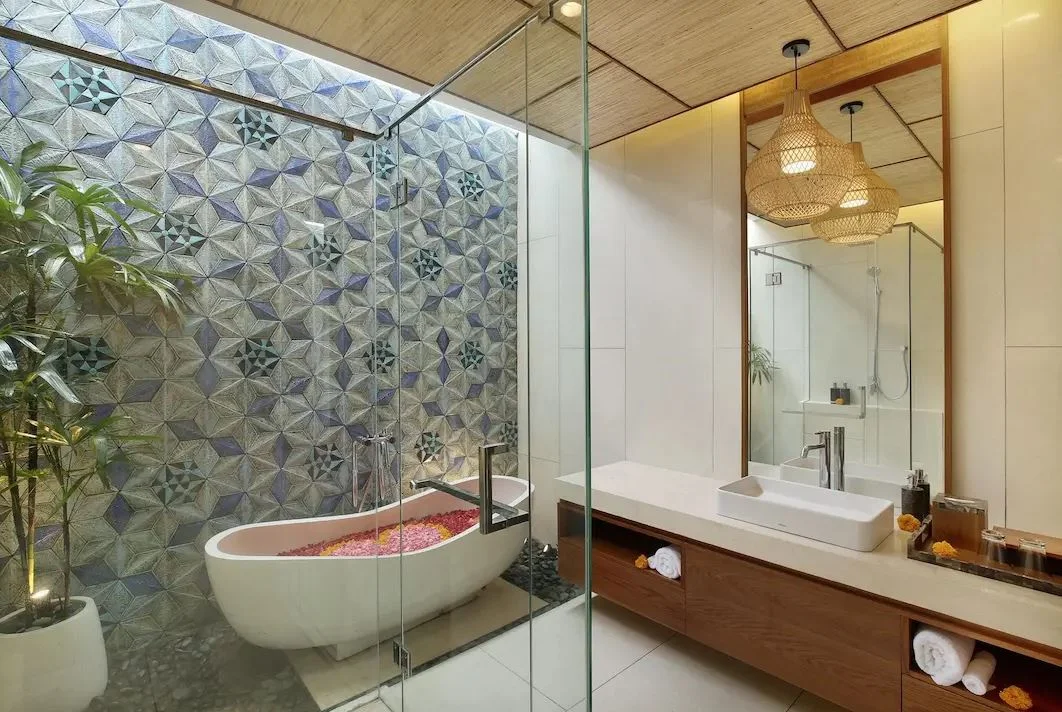 2BR Romantic Honeymoon Villa with Private Pool in Sanur — image 4