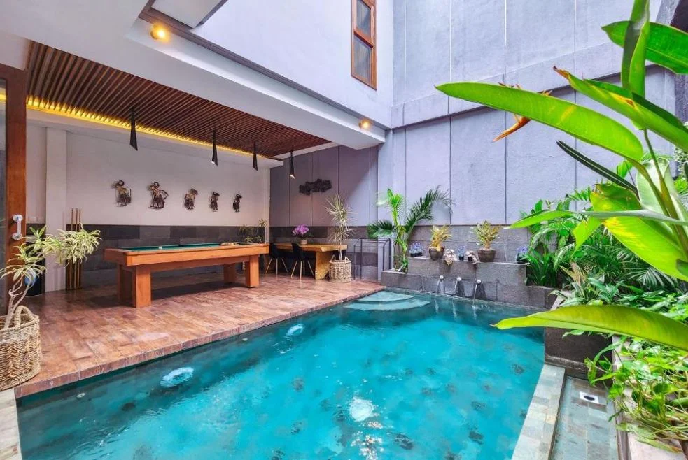 3BR Modern Tropical Villa with Private Pool in Seminyak – BVI54432