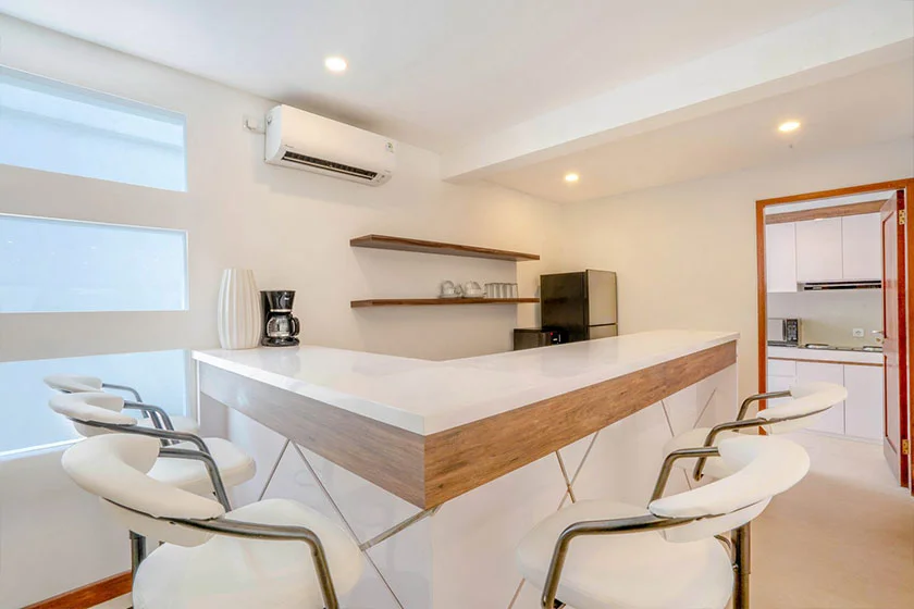 Modern 3-Bedroom Villa with Private Pool in Canggu — image 17