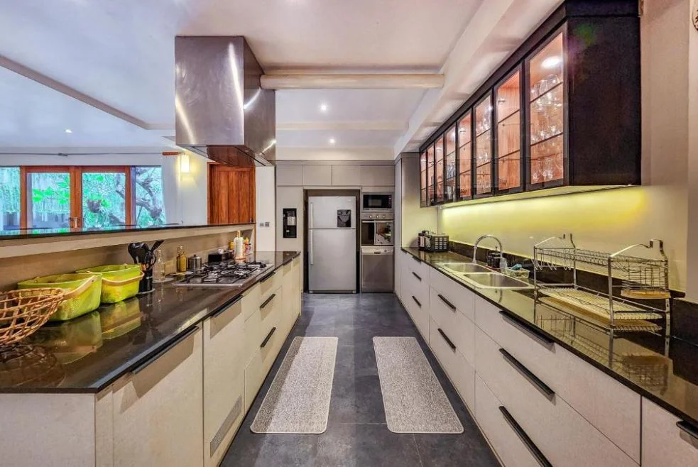 5BR Luxury Villa with Private Pool & Garden View in Canggu — image 17