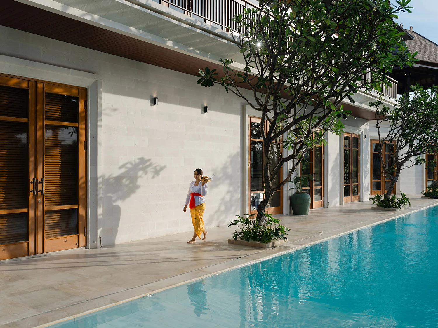 5BR Luxury Modern Villa with Rice Field View in Canggu — image 12